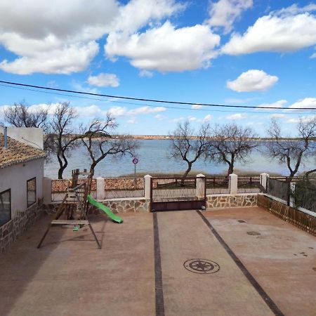 Albergue Los Patos Villafranca de los Caballeros エクステリア 写真